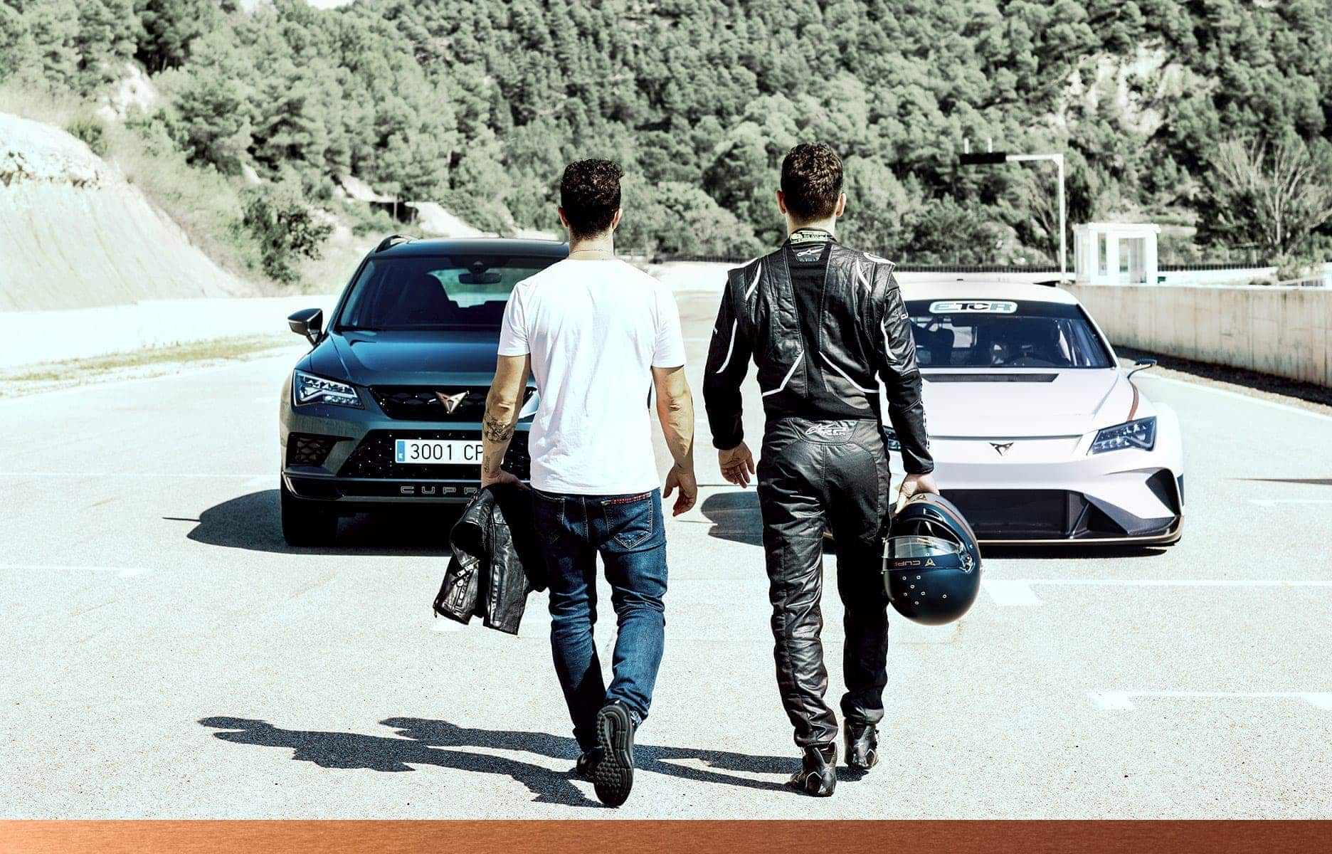 Andrea Dovizioso and Jorge Lorenzo in front of CUPRA Ateca and CUPRA e-Racer